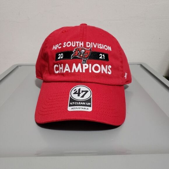 Tampa Bay Bucs '47 Red 2021 NFC South Division Champions Clean Up Hat NWT - Picture 1 of 9